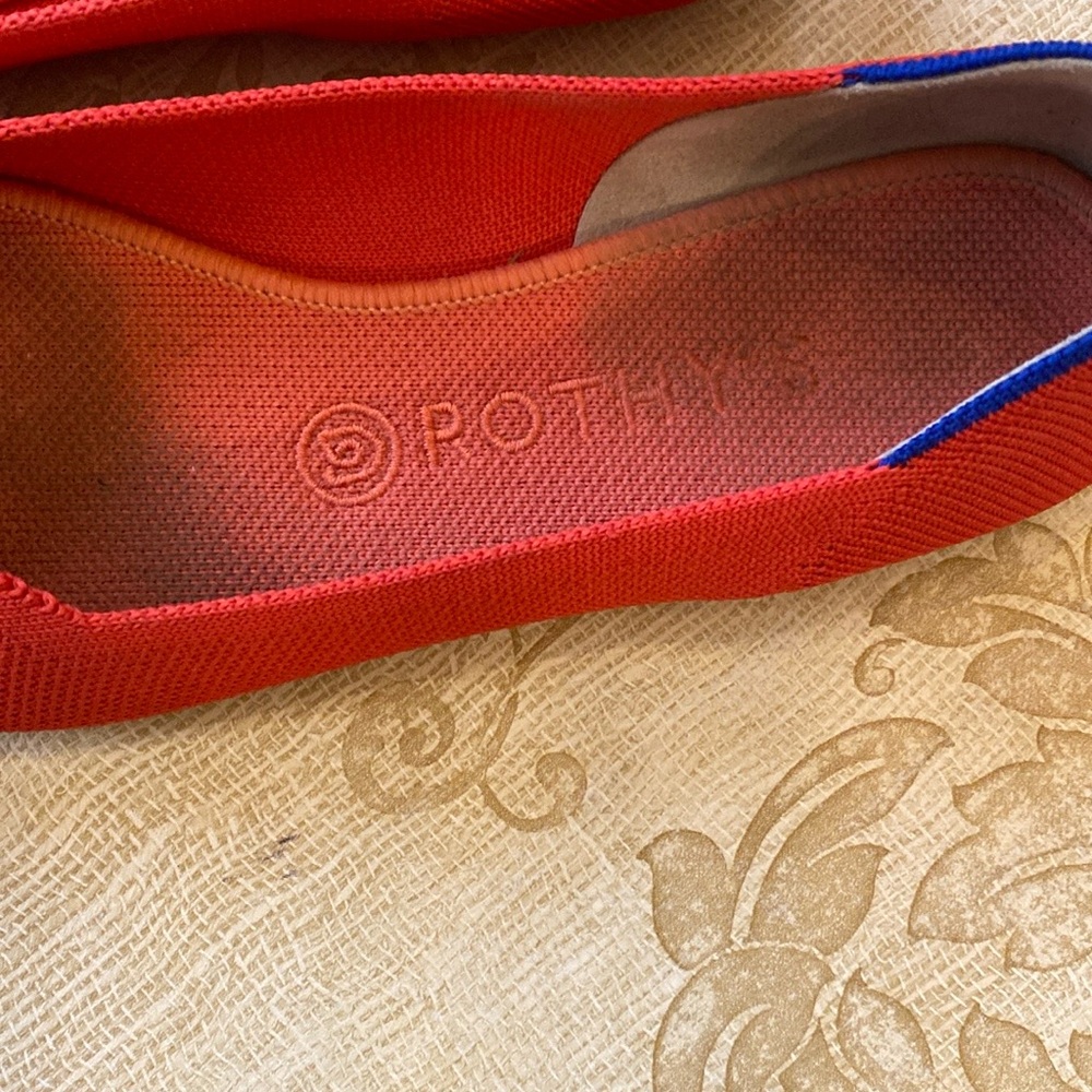 Rothy's Red Pointed Toe Flats with Blue Trim size 9 (fit like 8) run small - Picture 2 of 8